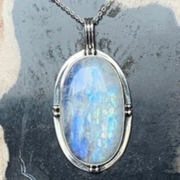 Rainbow Moonstone Pendant in Sterling Silver - Picture 1 of 5